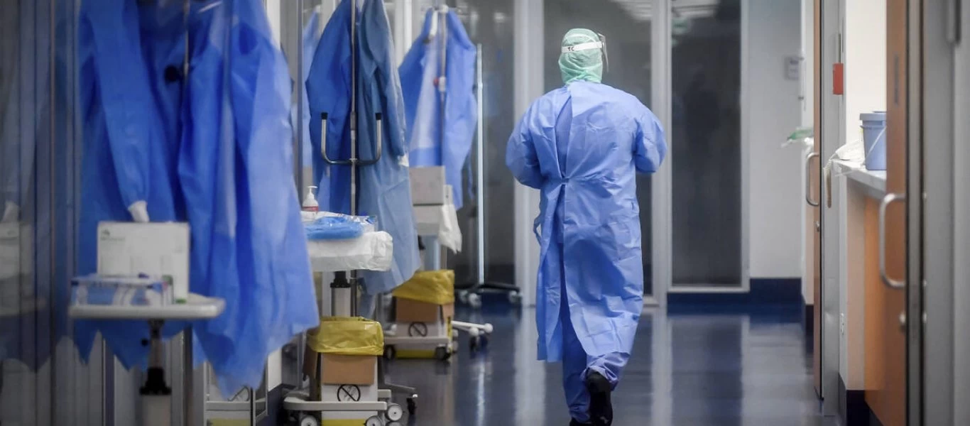 Θ.Βασιλακόπουλος: «Δεν χρειάζεται να κάνουν self test όσοι έχουν εμβολιαστεί και με τη β' δόση του εμβολίου»